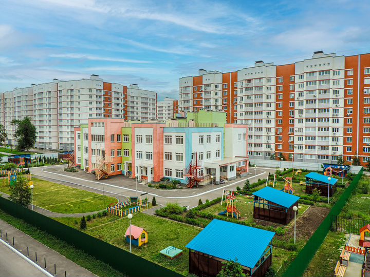 3-к. квартира, 82,1 м², 4/10 эт.