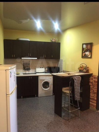 2-к. квартира, 67 м², 1/4 эт.