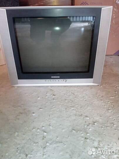 Телевизор на запчасти