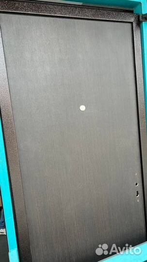 Дверь входная металлическая