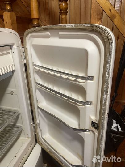 Холодильник мир СССР ретро