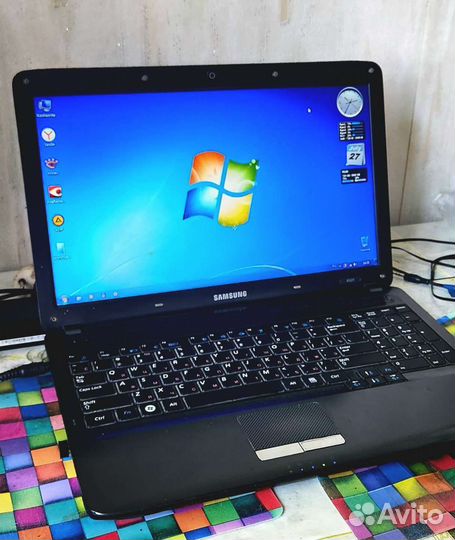 Ноутбук Samsung R525 i5