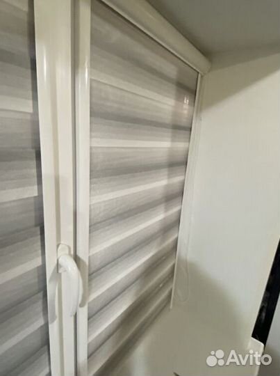 Рулонные шторы в коробе и с направляющими C7083