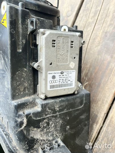 Фара от audi A6 C6 правая