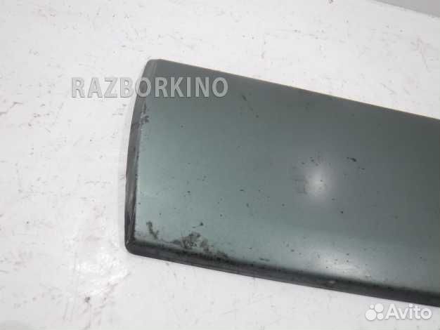 Накладка двери передней левой