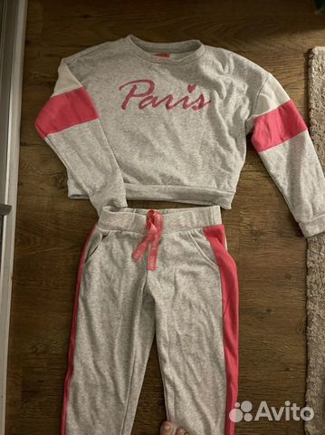 Костюм спортивный