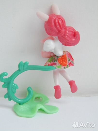 Киндеры девочки Enchntimals и ёлочные из чупа чупс