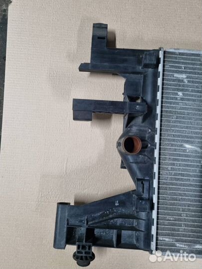 Радиатор основной Opel Astra J GTC