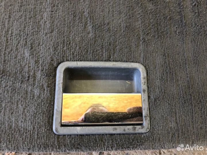 Пол багажника Volkswagen Touareg 2006 г