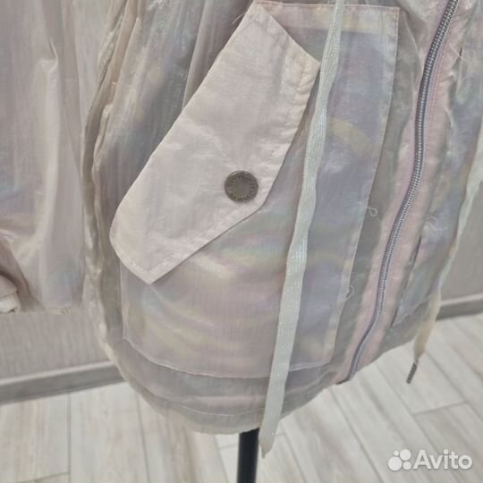 Ветровка для девочки