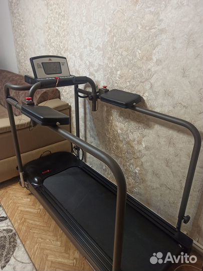 Реабилитационная беговая дорожка с поручнями 8612R