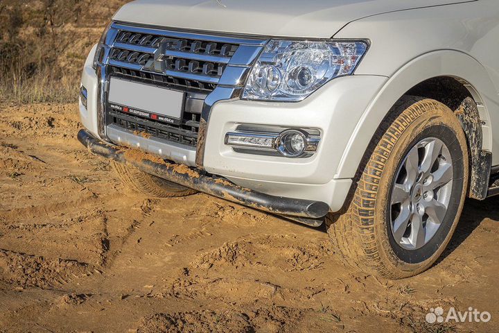 Бампер риф силовой передний Pajero IV под площадку