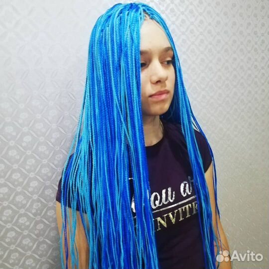 Модель на афрокосы