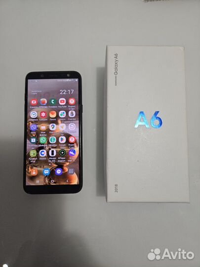 Samsung Galaxy A6, 4/32 ГБ