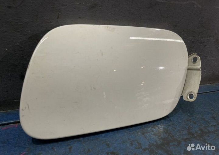 Лючок бензобака Volkswagen Touareg GP