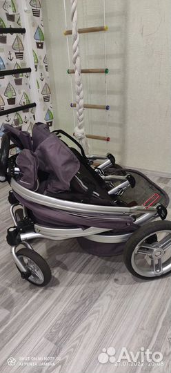 Продаю коляску для двойни VaIco baby ION FOR2