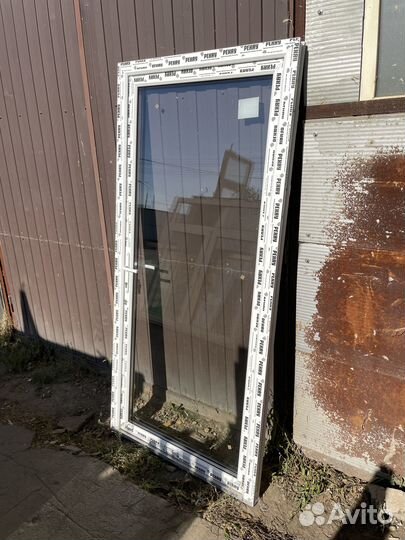 Пластиковые двери 960 х 2040 в наличии