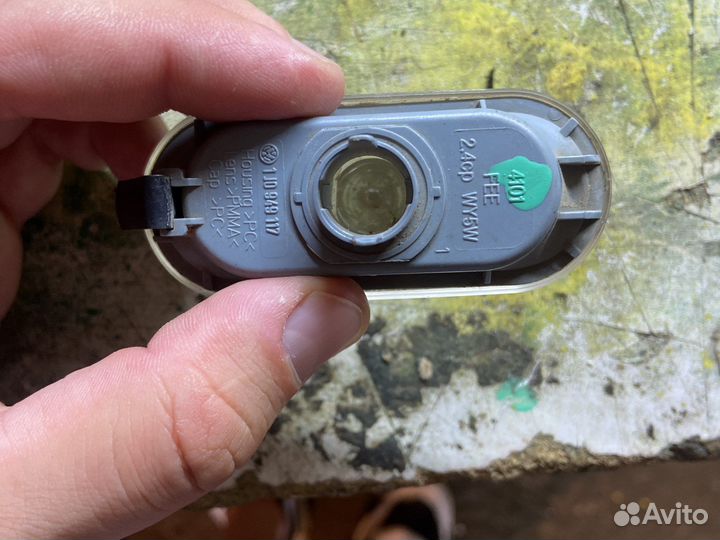 Повторитель поворотов в крыло Volkswagen