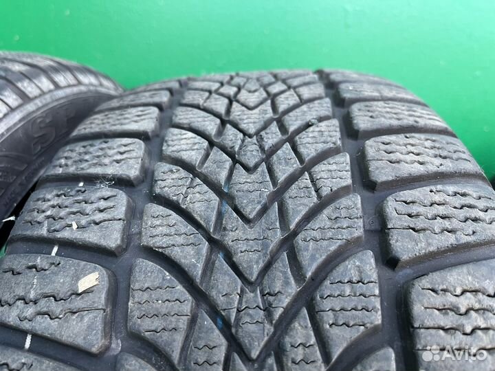 Dunlop SP Winter Sport 4D 225/45 R18 и 255/40 R18