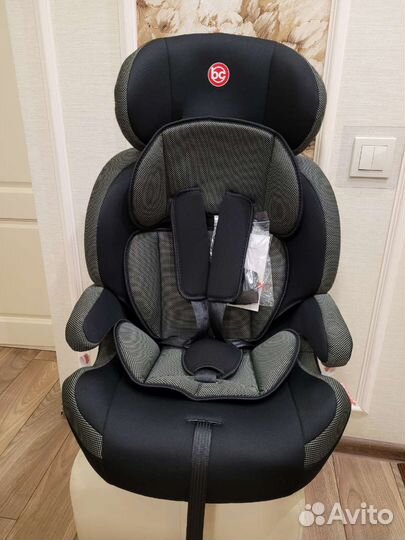 Новое детское автокресло 9-36 кг, 1-12 лет