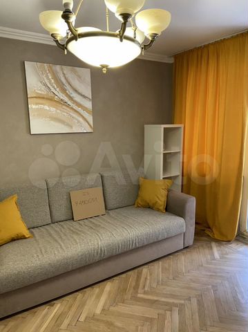 2-к. квартира, 54 м², 3/4 эт.