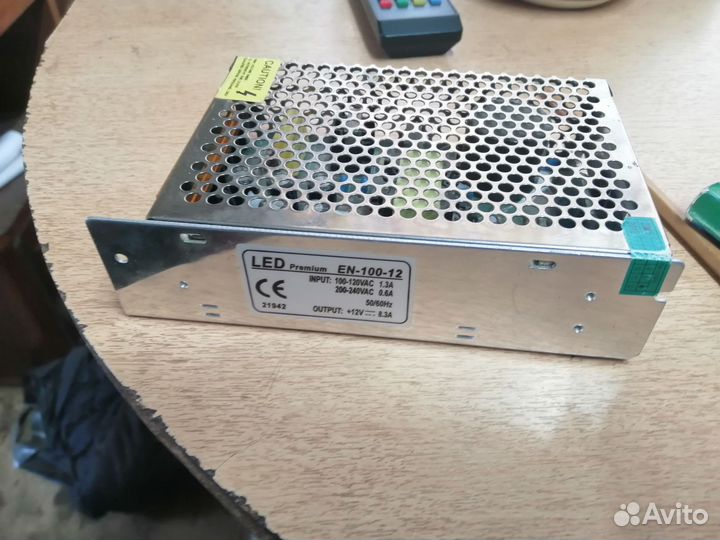 Блок питания 12V 3a и 8.3А
