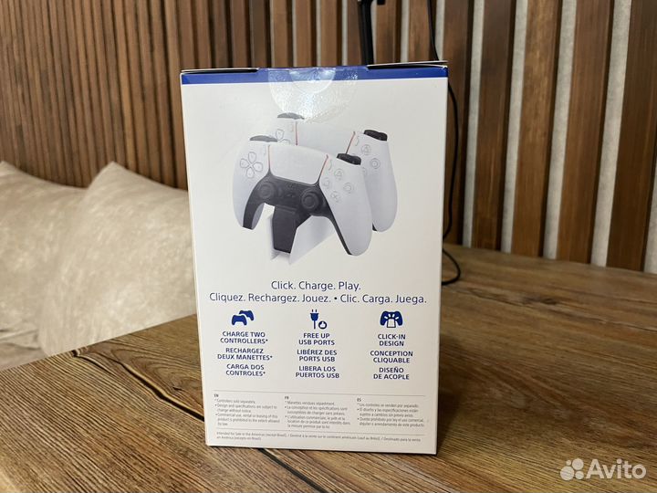 Зарядная станция для геймпадов PS5