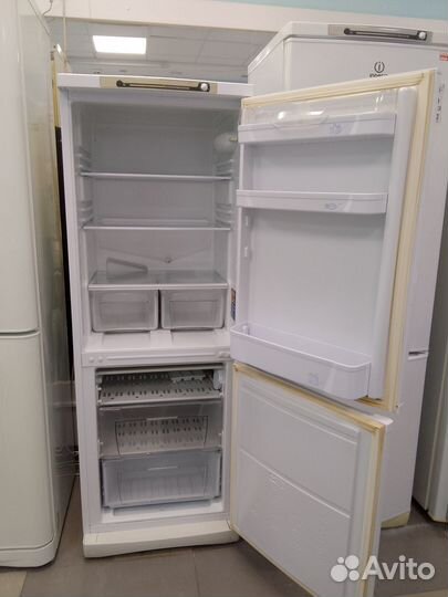 Холодильник бу Indesit в отличном состоянии