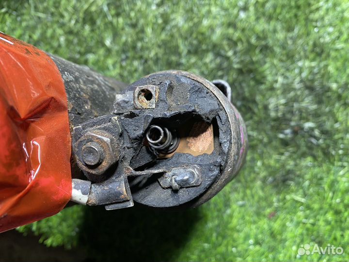 Стартер Mercedes Е W124