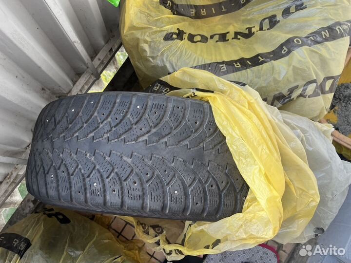 Nokian Tyres Hakkapeliitta 4 235/55 R17