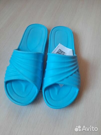 Шлепки женские