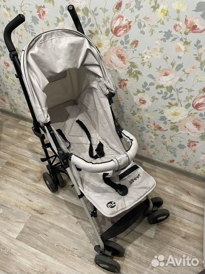 Прогулочная коляска трость