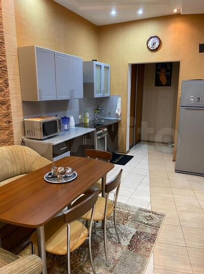 2-к. квартира, 65 м², 4/16 эт.