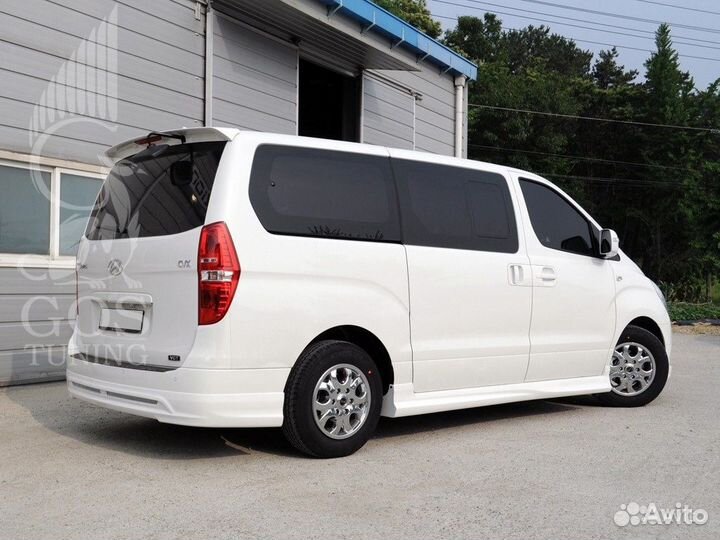 Накладка заднего бампера Hyundai Grand Starex H-1