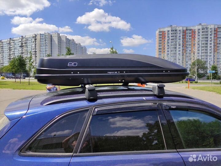 Автобокс ED 420 черный карбон на Audi Q3