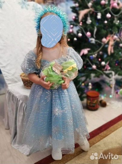 Голубое платье на 5 лет