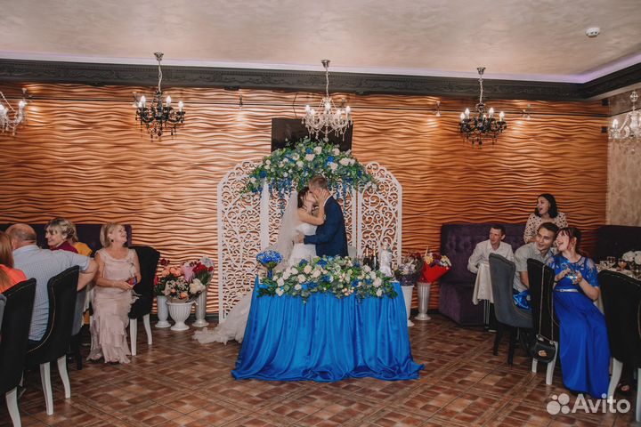 Ведущий и диджей