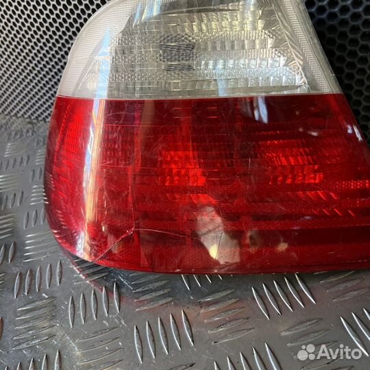 Фонарь задний наружный правый BMW 3 серия