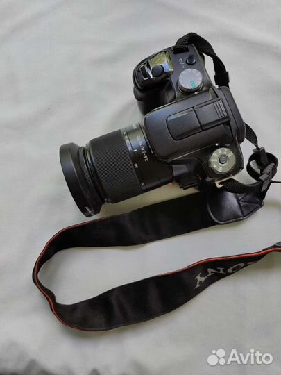 Зеркальный фотоаппарат Sony Alpha 100 kit