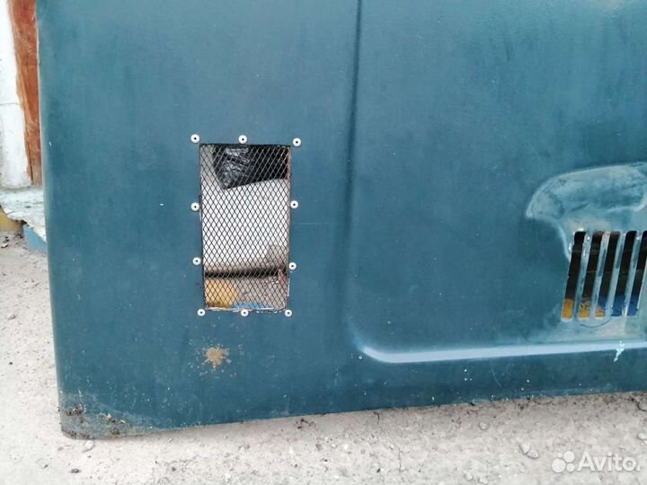 Продам капот от ваз 21213 с вырезом под шноркель и