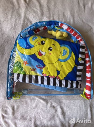 Развивающий коврик