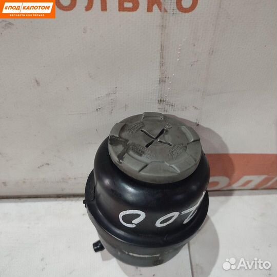 Бачок гидроусилителя Audi A6 4F/C6 2007 4FO422373A