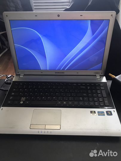 Ноутбук samsung rv520