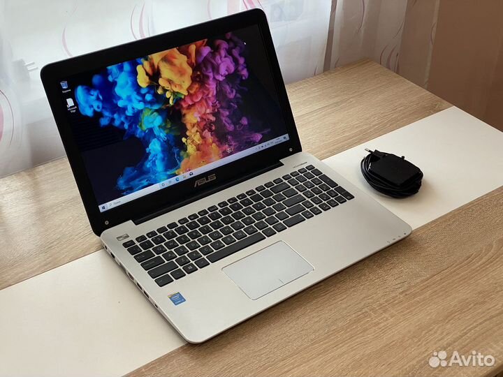 Asus Core i5 ссд 5.00гб/озу 8гб как новый в Идеале