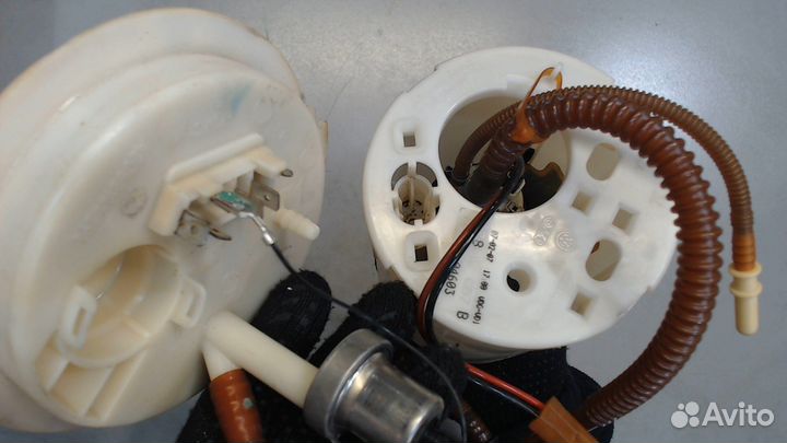 Насос топливный электрический Audi Q7, 2007