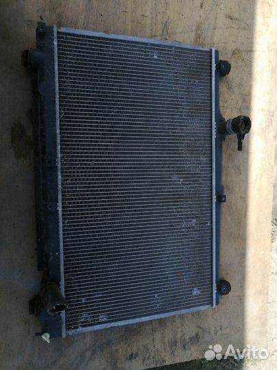 Радиатор двс Toyota Ipsum ACM21