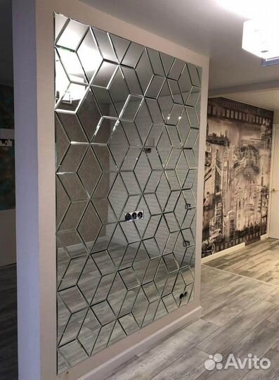 Панно из зеркальной плитки с фацетом