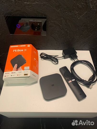 Тв приставка Xiaomi Mi TV Box S