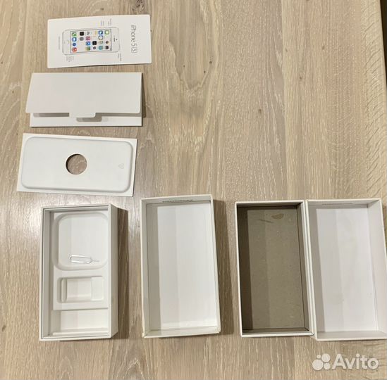 Коробки от iPhone 5s