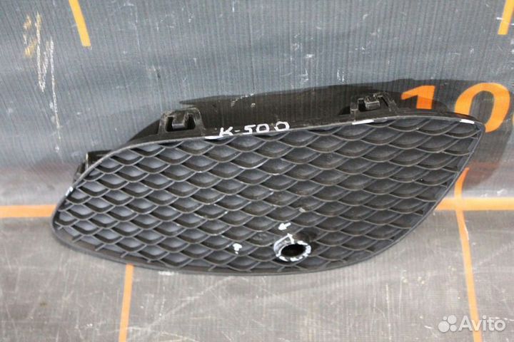 Решетка бампера переднего- Mercedes-Benz GLC X253